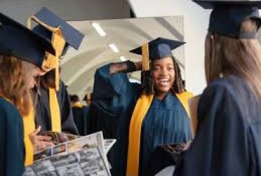Top 10 University-Wide Scholarships For International Students