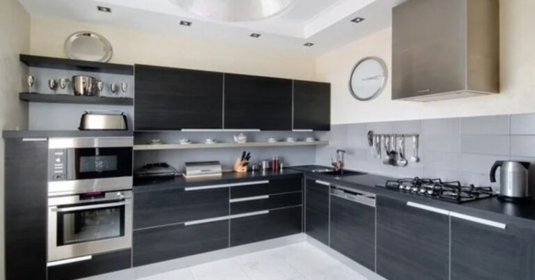 15 Luxury Kitchen Features to Include in Your Kitchen Remodel